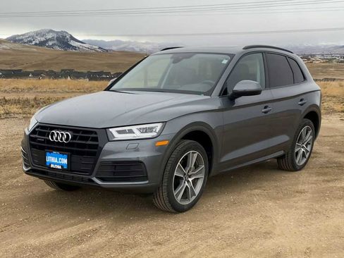 Used 2020 Audi Q5 2.0T Premium Plus w/ Premium Plus Package image 4