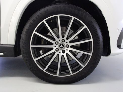 Certified 2024 Mercedes-Benz GLS 580 4MATIC image 10