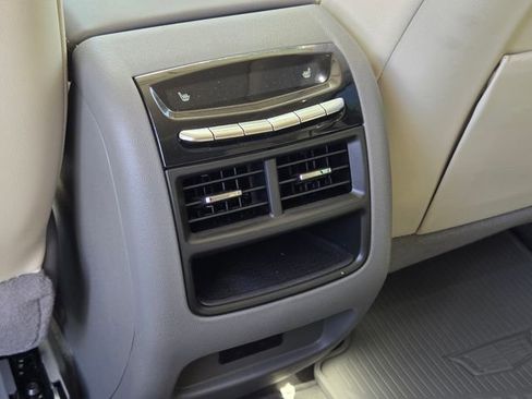 Used 2026 Cadillac XT5 Premium Luxury w/ Driver Assist Package image 16