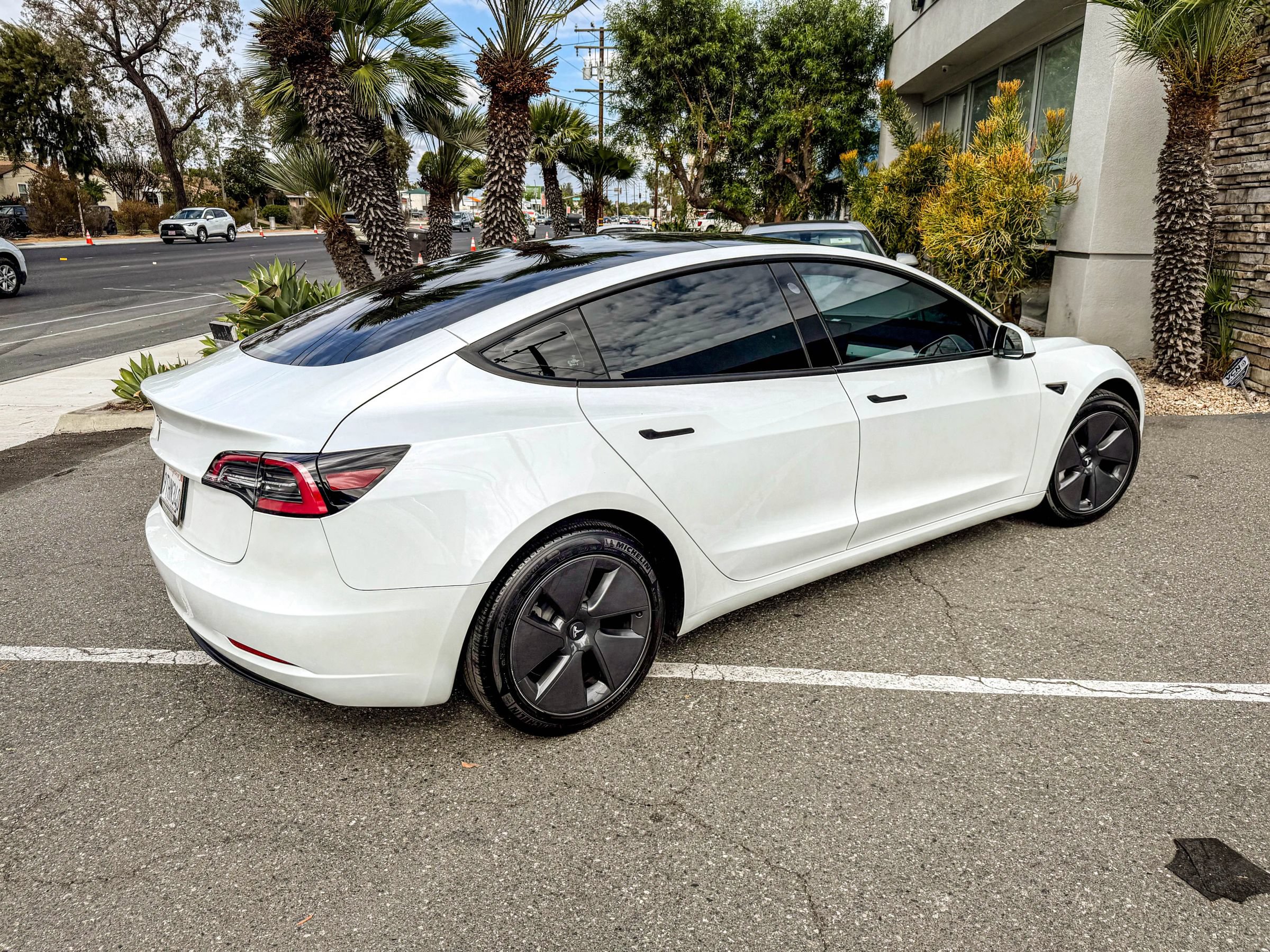 Used 2023 Tesla Model 3 Standard Range RWD image 7
