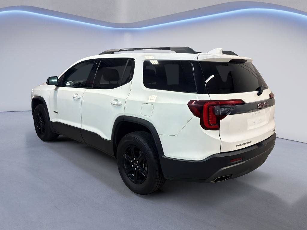 Used 2022 GMC Acadia AT4 w/ Technology Package AWD/4WD image 5