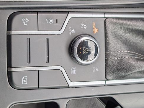 Certified 2022 Kia Sorento LX AWD/4WD image 21