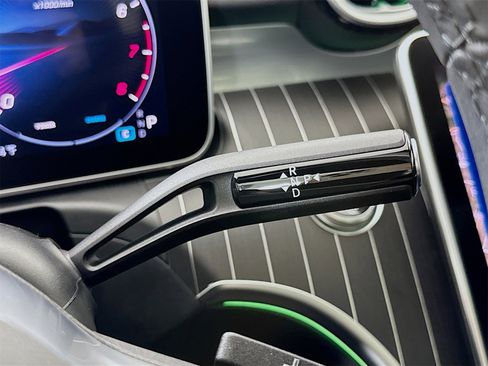 Certified 2025 Mercedes-Benz C 300 Sedan image 18