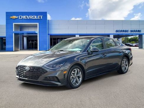 Used 2023 Hyundai Sonata SEL w/ Cargo Package image 2