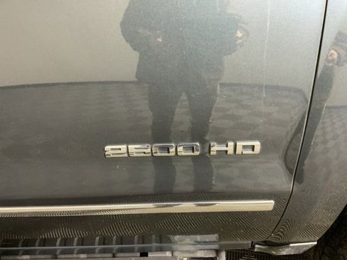 Used 2018 Chevrolet Silverado 2500 LTZ w/ Duramax Plus Package image 17