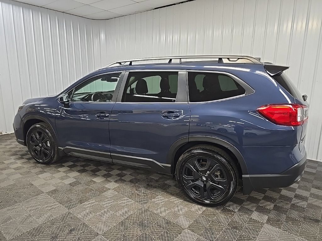 Used 2025 Subaru Ascent Bronze Edition AWD/4WD image 4