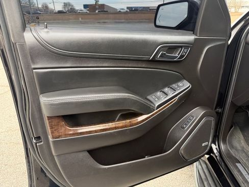 Used 2016 Chevrolet Tahoe LT image 18