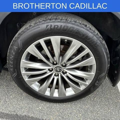 Used 2024 Toyota Highlander Platinum AWD/4WD image 11
