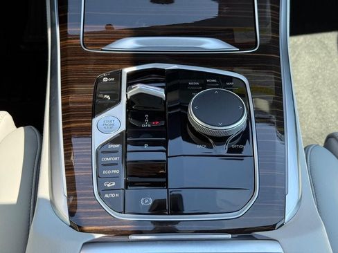 Used 2026 BMW X5 xDrive40i w/ Climate Comfort Package AWD/4WD image 13