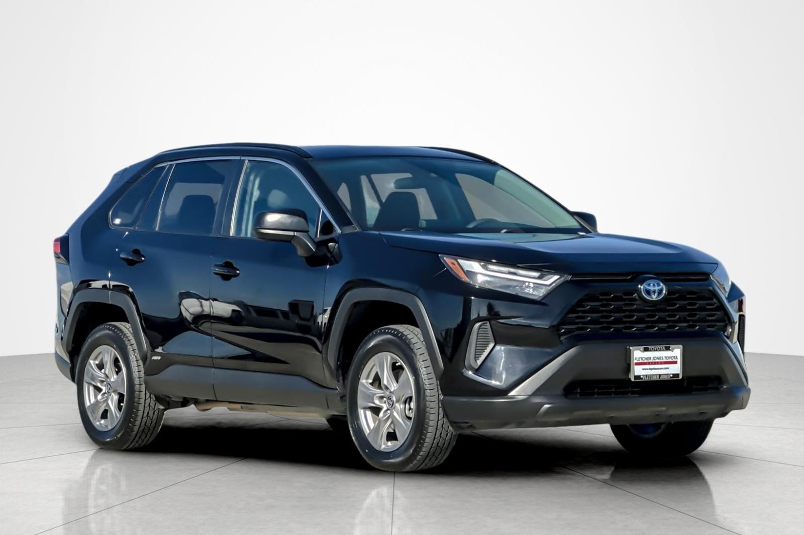 Certified 2024 Toyota RAV4 LE AWD/4WD image 7