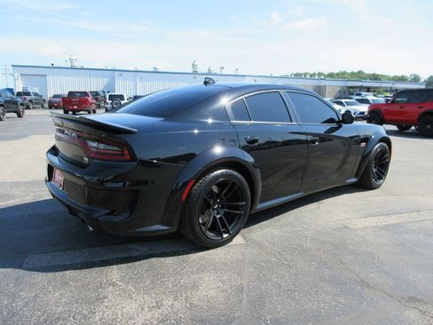 Used 2022 Dodge Charger Scat Pack RWD image 6