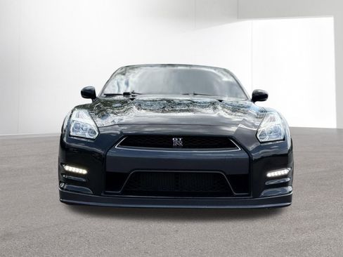 Used 2015 Nissan GT-R Black Edition AWD/4WD image 21