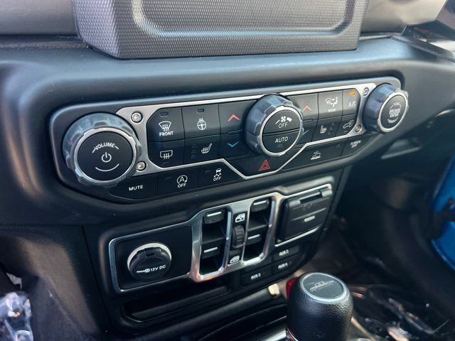 Used 2021 Jeep Gladiator Sport AWD/4WD image 23