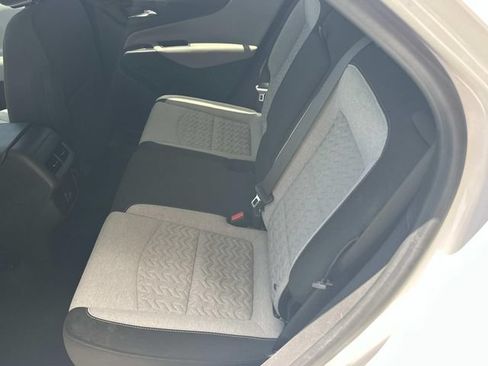 Used 2022 Chevrolet Equinox LT FWD image 14