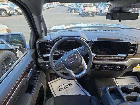 New 2026 GMC Sierra 1500 Elevation image 12