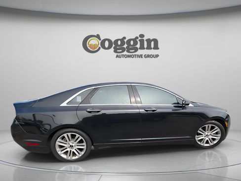 Used 2016 Lincoln MKZ w/ Equipment Group 300A Reserve image 17
