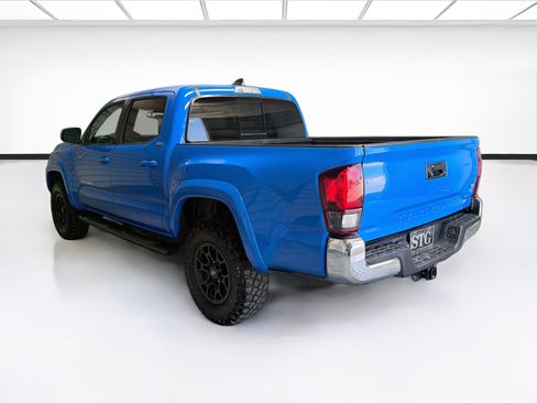 Used 2020 Toyota Tacoma SR5 RWD image 6