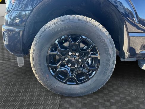 New 2025 Ford F150 XLT w/ Equipment Group 301A Standard image 17