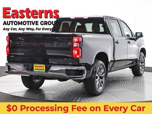 Used 2024 Chevrolet Silverado 1500 LT AWD/4WD image 4