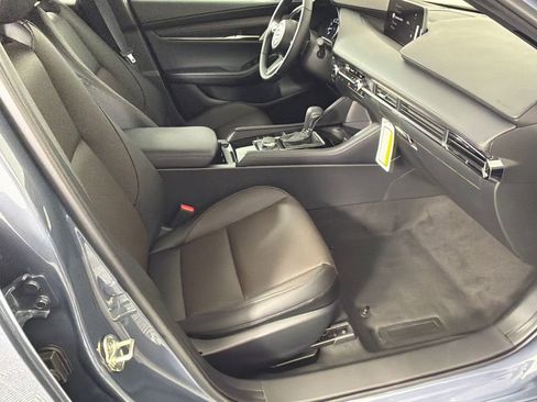 New 2026 MAZDA MAZDA3 Hatchback w/Premium Plus Pkg image 13