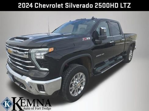 Used 2024 Chevrolet Silverado 2500 LTZ w/ LTZ Premium Package image 5