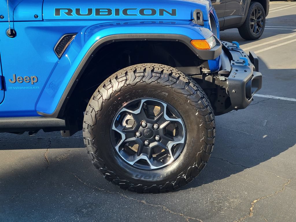 Used 2023 Jeep Wrangler Unlimited Rubicon 4xe w/ Steel Bumper Group AWD/4WD image 32