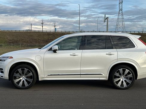 Used 2023 Volvo XC90 T8 Core w/ Protection Package Premier image 6