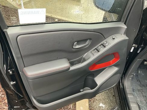 New 2026 Nissan Frontier PRO-4X image 11