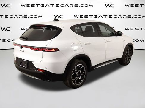 Used 2024 Alfa Romeo Tonale Ti AWD/4WD image 45