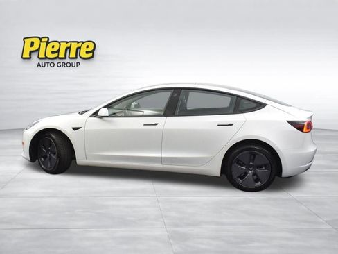 Used 2023 Tesla Model 3 Standard Range image 5