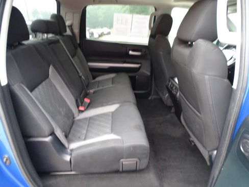 Used 2016 Toyota Tundra CrewMax w/ TRD Off-Road Pkg AWD/4WD image 36