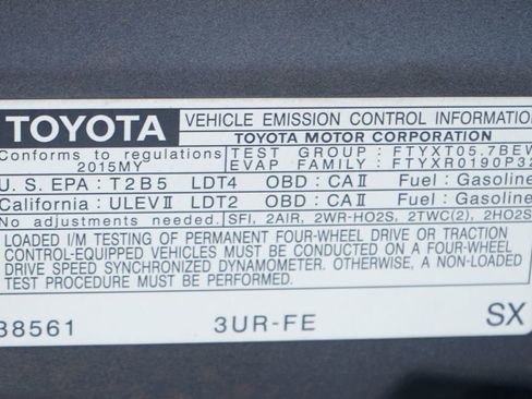Used 2015 Toyota Tundra SR5 w/ SR5 Upgrade Package image 14