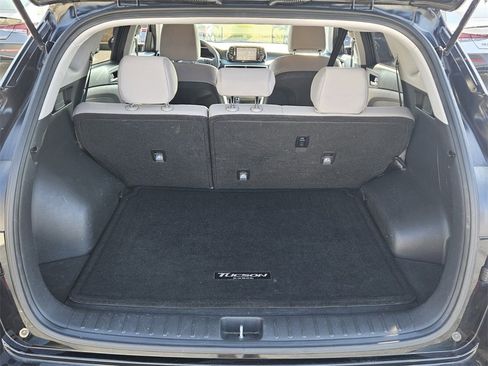 Used 2019 Hyundai Tucson SE w/ Cargo Package image 9