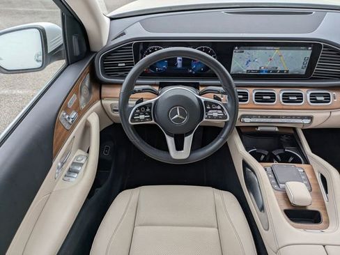 Used 2022 Mercedes-Benz GLE 350 4MATIC w/ Premium Package image 30