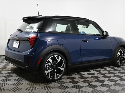 New 2026 MINI Cooper S image 7