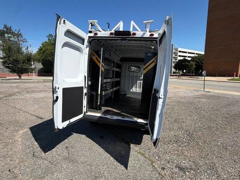 Used 2024 RAM ProMaster 2500 FWD image 5