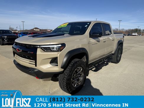Used 2023 Chevrolet Colorado ZR2 image 3