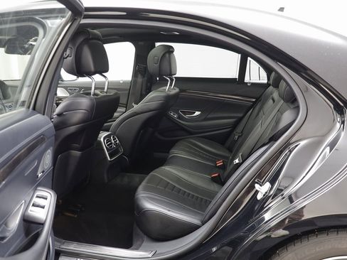 Used 2016 Mercedes-Benz S 550 4MATIC Sedan image 16