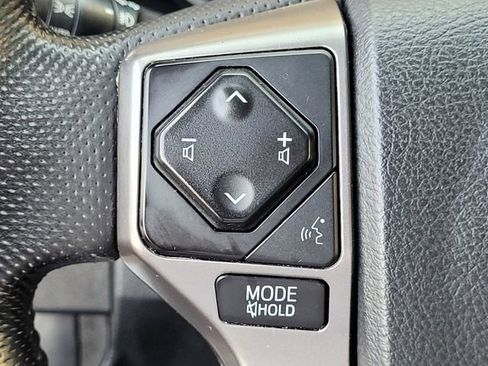 Certified 2022 Toyota Tacoma SR5 image 29