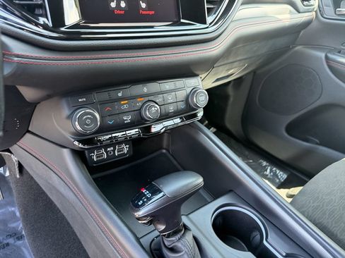 Used 2023 Dodge Durango GT AWD/4WD image 22