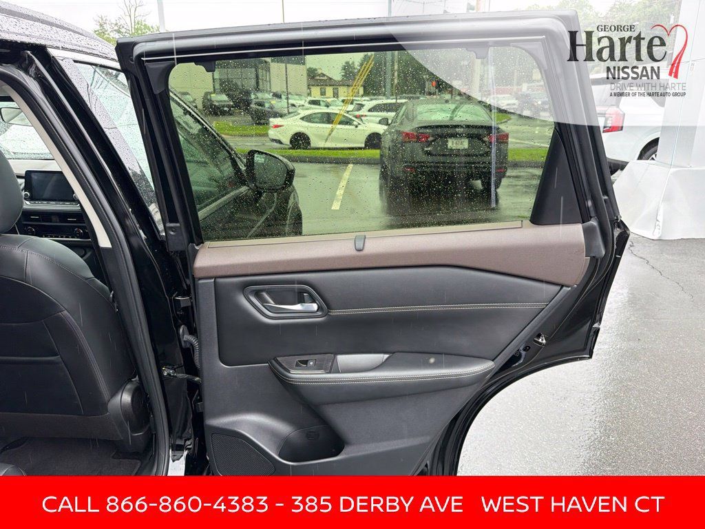 Certified 2023 Nissan Rogue SV w/ SV Premium B Package AWD/4WD image 28