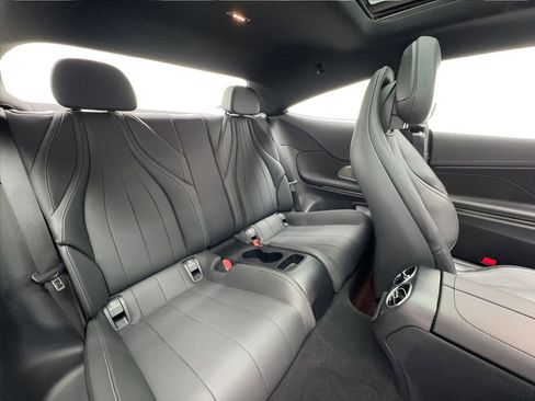 Used 2025 Mercedes-Benz CLE 300 4MATIC Coupe image 28