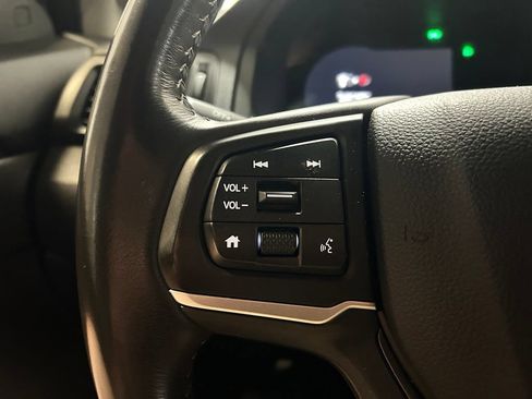Used 2025 Honda Ridgeline Sport image 10