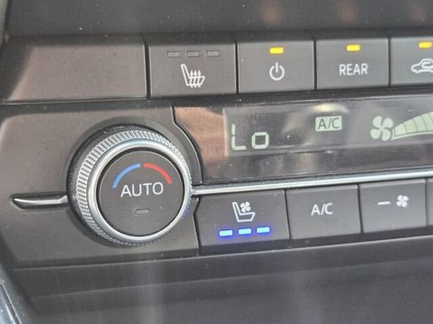 Used 2022 MAZDA CX-9 Signature AWD/4WD image 34