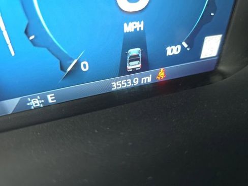 Certified 2025 Ford F250 Platinum image 16