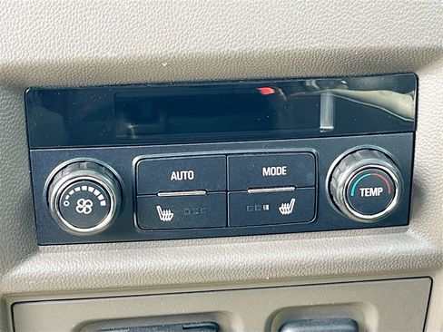 Used 2020 Chevrolet Traverse Premier w/ LPO, Floor Liner Package image 27