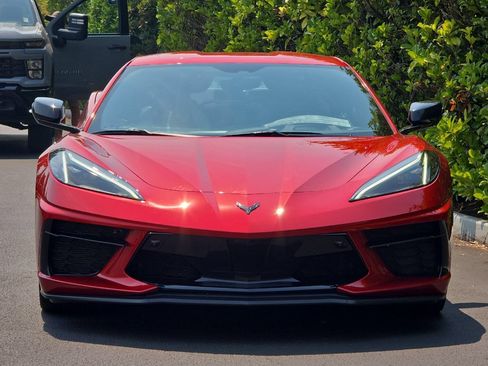 Used 2023 Chevrolet Corvette Stingray Preferred Cpe w/ Z51 Performance Package RWD image 9