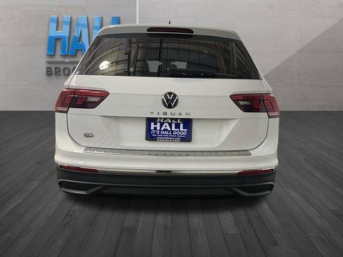 Certified 2024 Volkswagen Tiguan Wolfsburg Edition w/ Panoramic Sunroof Package image 5