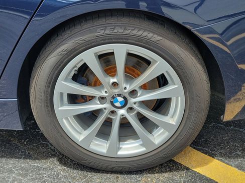 Used 2017 BMW 320i Sedan image 8