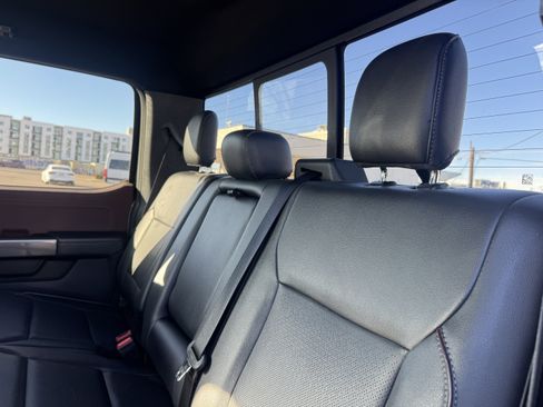 Used 2022 Ford F150 Lariat image 15